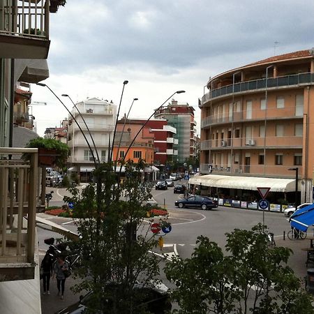 Hotel Ragno D'Oro Sottomarina Exterior foto