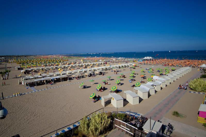 Hotel Ragno D'Oro Sottomarina Exterior foto